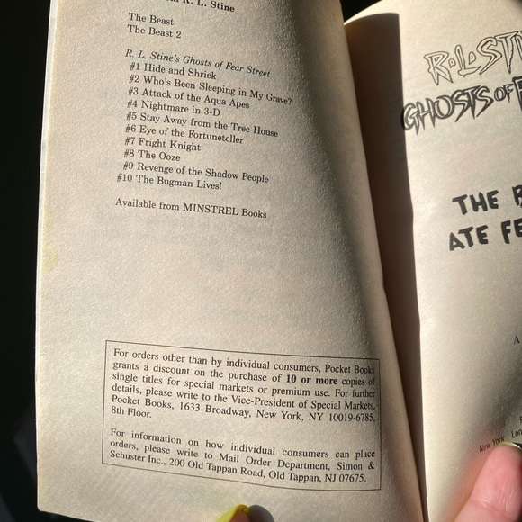 R.L. STINE The Boy Who Ate Fear Street book novel vintage - Picture 4 of 4